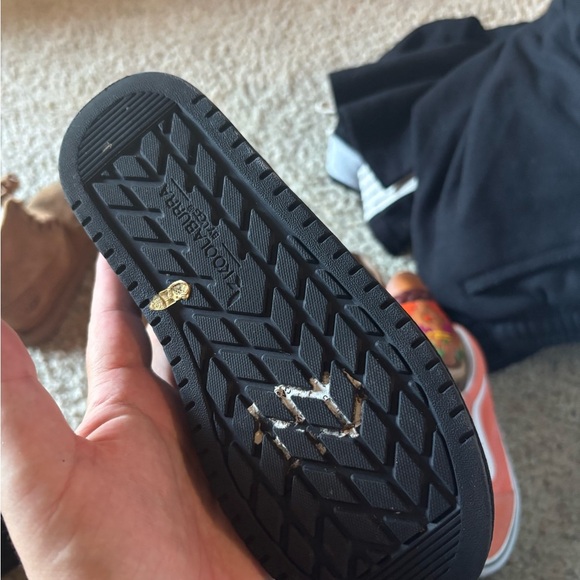 🔥Koolaburra black Ugg boots - Picture 4 of 8